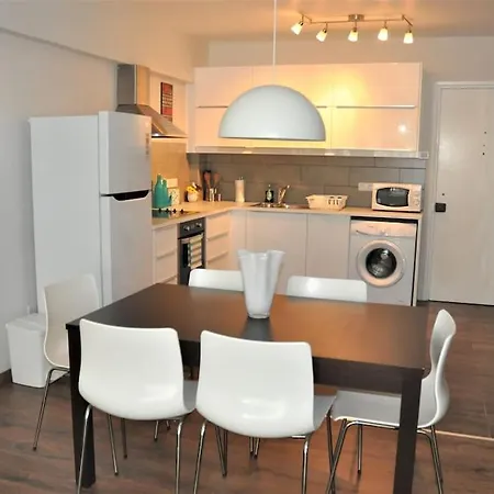 Liliana Sea View Apartmán *