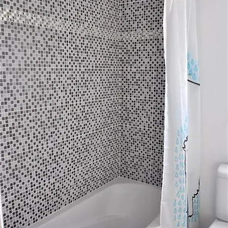 Liliana Sea View Apartmán *