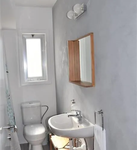 Liliana Sea View * Λάρνακα